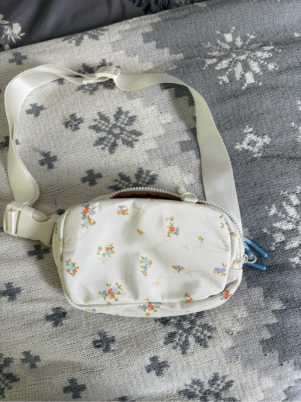 Women's Cream Floral Crossbody Belt Bag
